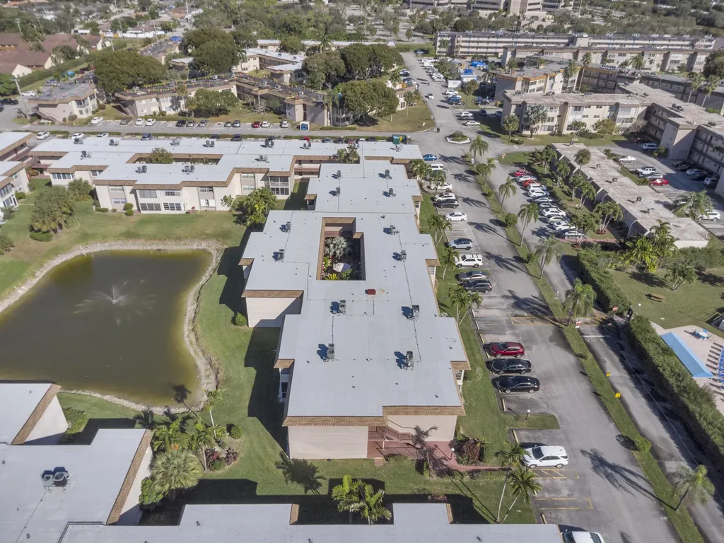 504 Davis Road Palm Springs FL 33461
