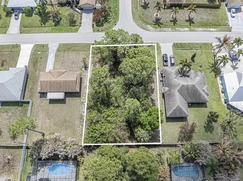 1661 SW Nervia Avenue Port Saint Lucie FL 34953