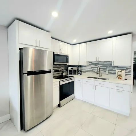 167 Sussex I West Palm Beach FL 33417