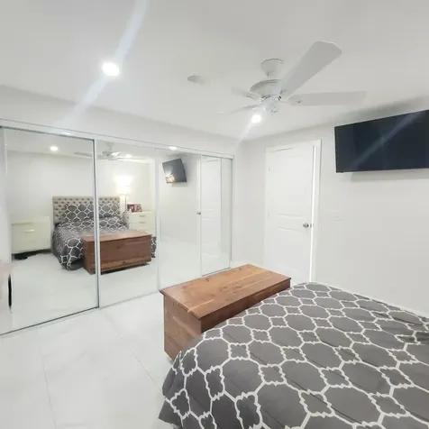 167 Sussex I West Palm Beach FL 33417