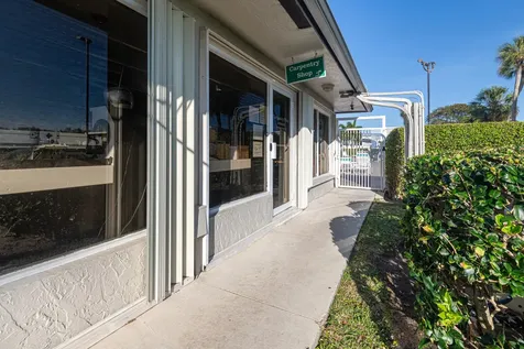 300 Sw Golfview Terrace Boynton Beach FL 33426