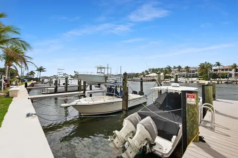 1041 Hillsboro Mile Hillsboro Beach FL 33062