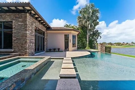 636 Hermitage Circle Palm Beach Gardens FL 33410