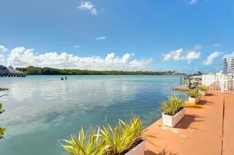 225 Beach Road Tequesta FL 33469