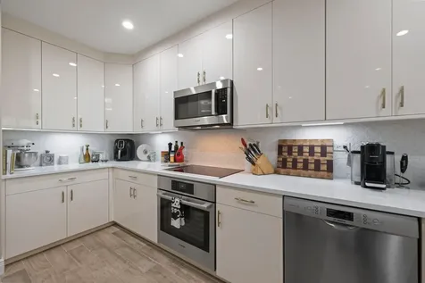 200 Ne 2nd Avenue Delray Beach FL 33444