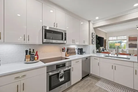 200 Ne 2nd Avenue Delray Beach FL 33444
