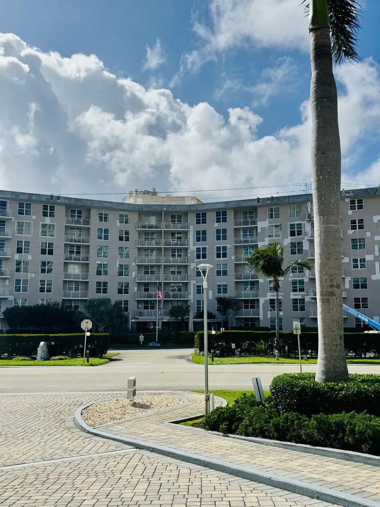 2851 S Ocean Boulevard Boca Raton FL 33432