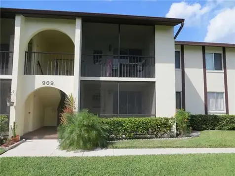 4988 Sable Pine Circle West Palm Beach FL 33417