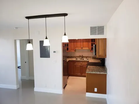 105 S Riverside Drive Pompano Beach FL 33062