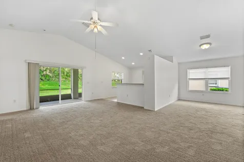 220 Sw Lake Forest Way Saint Lucie West FL 34986