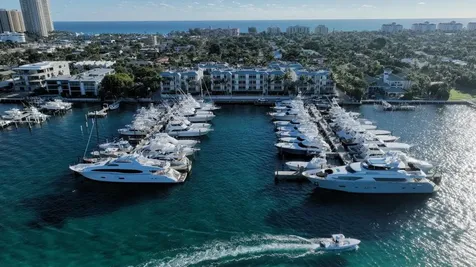 184 Lake Drive Riviera Beach FL 33404