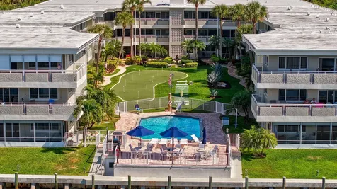 1198 Hillsboro Mile Hillsboro Beach FL 33062