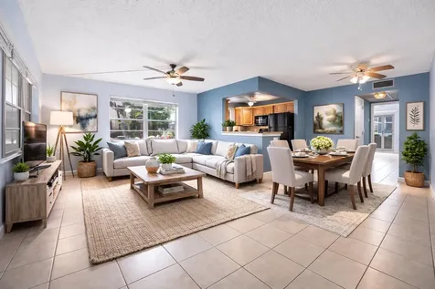 35 Sussex B West Palm Beach FL 33417