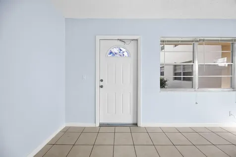 35 Sussex B West Palm Beach FL 33417