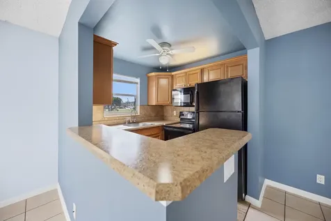 35 Sussex B West Palm Beach FL 33417