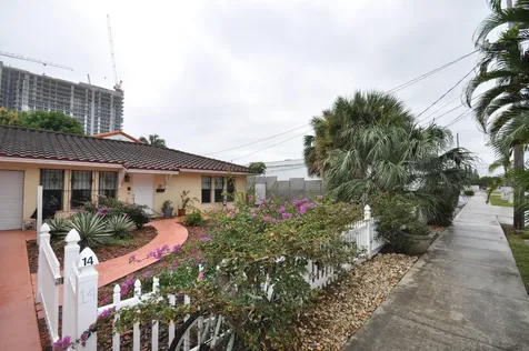 10 Evergreen Drive Lake Park FL 33403