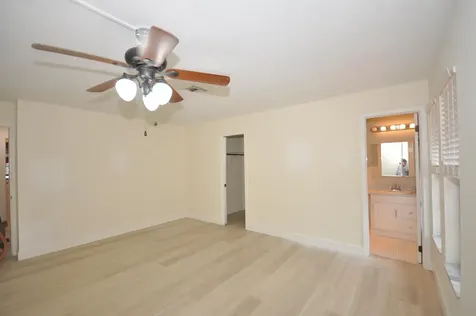 10 Evergreen Drive Lake Park FL 33403