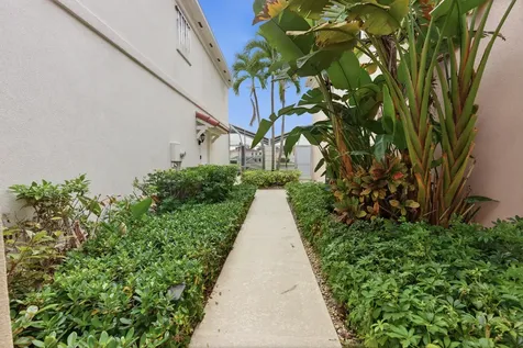 2122 Tigris Drive West Palm Beach FL 33411