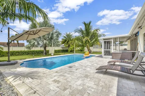 1104 Jackpine Street Wellington FL 33414