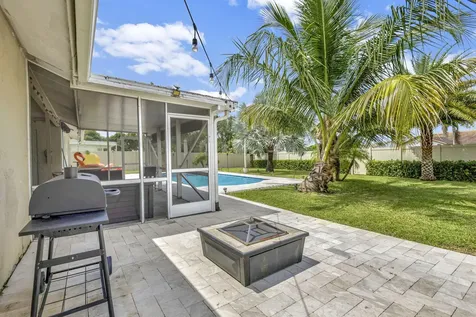 1104 Jackpine Street Wellington FL 33414