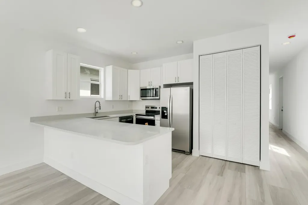 2653 Hiawatha Avenue West Palm Beach FL 33409
