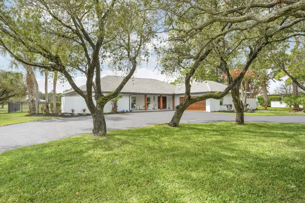 4042 Sw Bimini Circle Palm City FL 34990