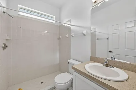 5545 W 1st Square Vero Beach FL 32968