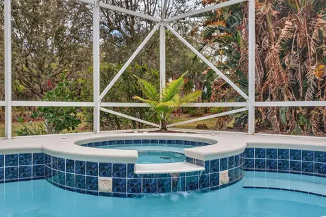 5545 W 1st Square Vero Beach FL 32968