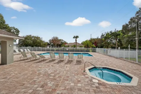 5545 W 1st Square Vero Beach FL 32968