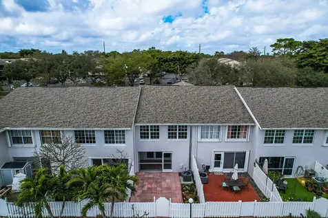 234 Foxtail Drive Greenacres FL 33415