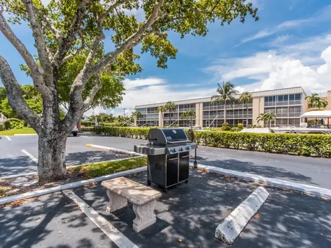 765 Jeffery Street Boca Raton FL 33487