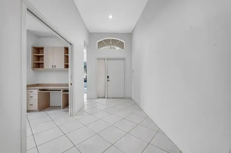 9624 Honeybell Circle Boynton Beach FL 33437
