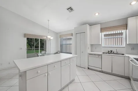 9624 Honeybell Circle Boynton Beach FL 33437