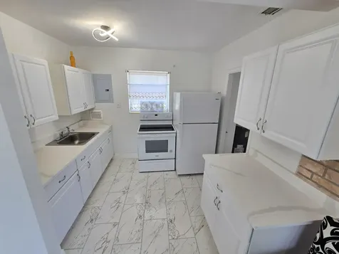1715 31st Avenue Vero Beach FL 32960