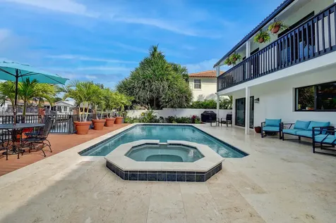 399 SW 15th Street Boca Raton FL 33432