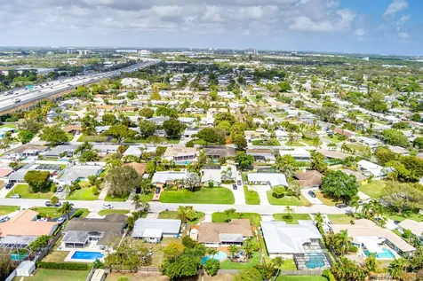 3854 Buttercup Circle Palm Beach Gardens FL 33410