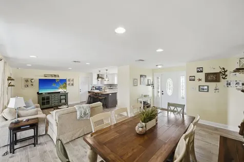 3854 Buttercup Circle Palm Beach Gardens FL 33410