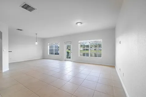 4109 Macarthur Palm Trail Lake Worth FL 33463