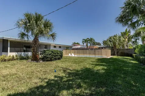47 Ridgewood Circle Tequesta FL 33469