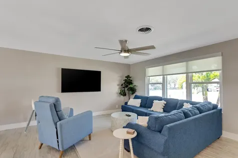 47 Ridgewood Circle Tequesta FL 33469