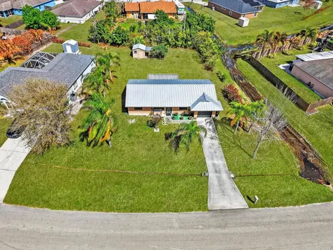 456 Sw Kestor Drive Port Saint Lucie FL 34953
