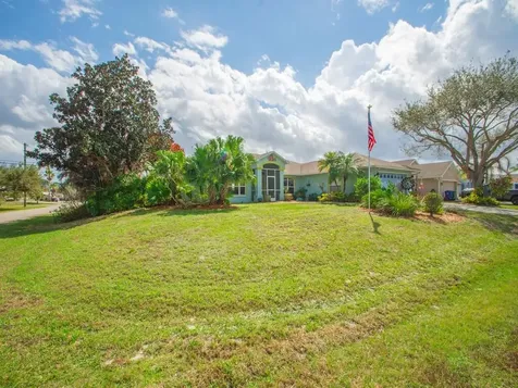 702 Helicon Terrace Sebastian FL 32958