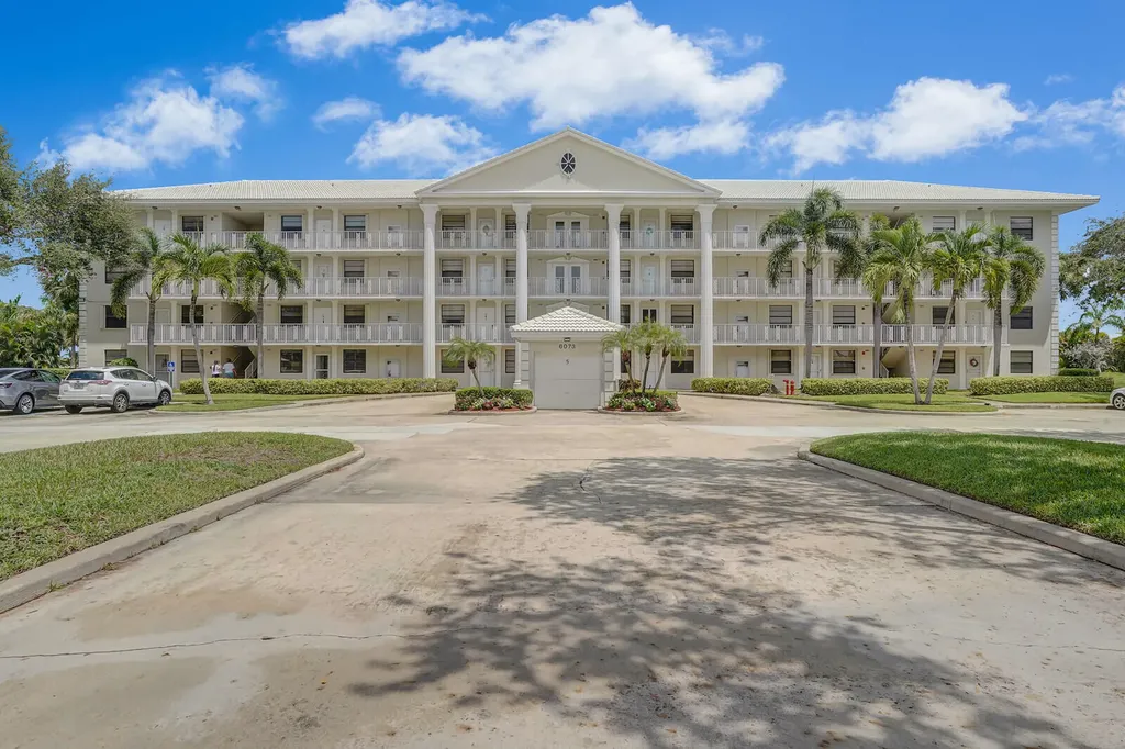 6073 Balboa Circle Boca Raton FL 33433