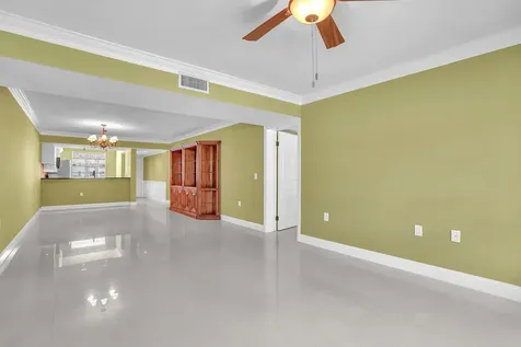 6073 Balboa Circle Boca Raton FL 33433