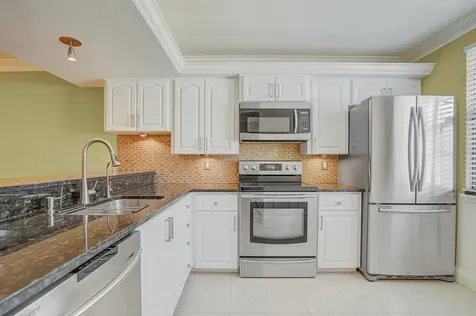 6073 Balboa Circle Boca Raton FL 33433