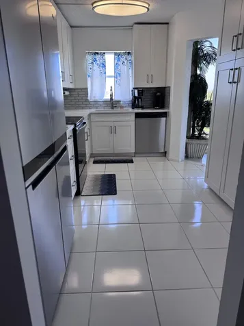 3465 Via Poinciana Lake Worth FL 33467