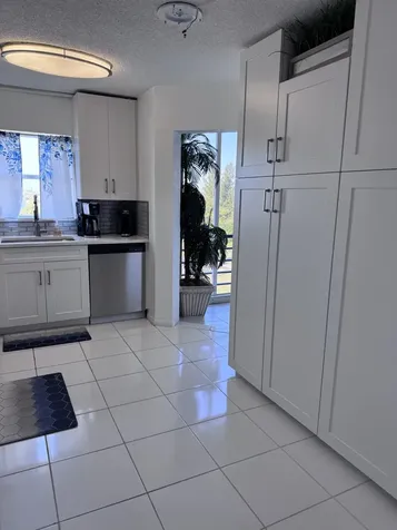 3465 Via Poinciana Lake Worth FL 33467