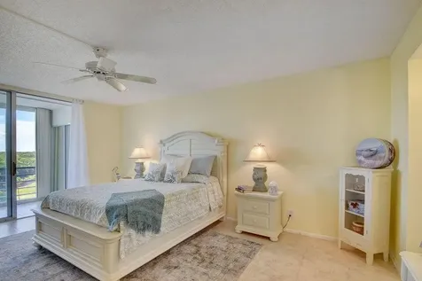 3465 Via Poinciana Lake Worth FL 33467