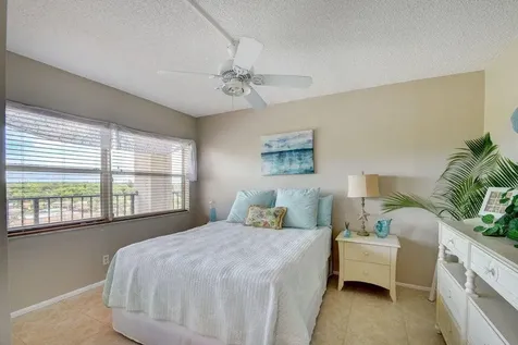 3465 Via Poinciana Lake Worth FL 33467