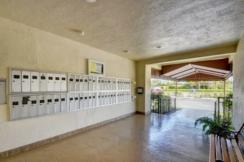 3465 Via Poinciana Lake Worth FL 33467